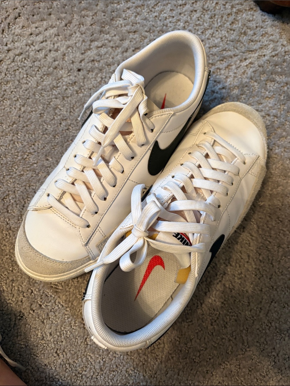 Nike Blazer Sneakers
